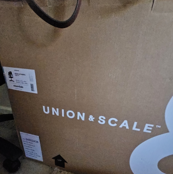 Union & Scale Essentials Ergonomic Fabric Task Chair - Picture 2 of 2